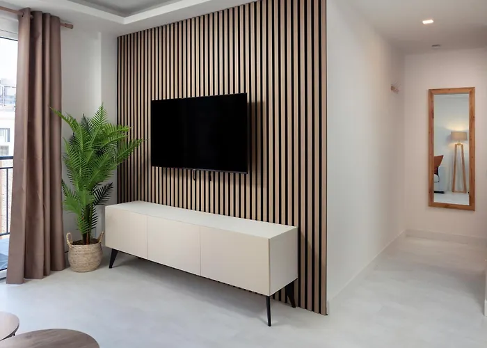 Modern 300m From Apartment