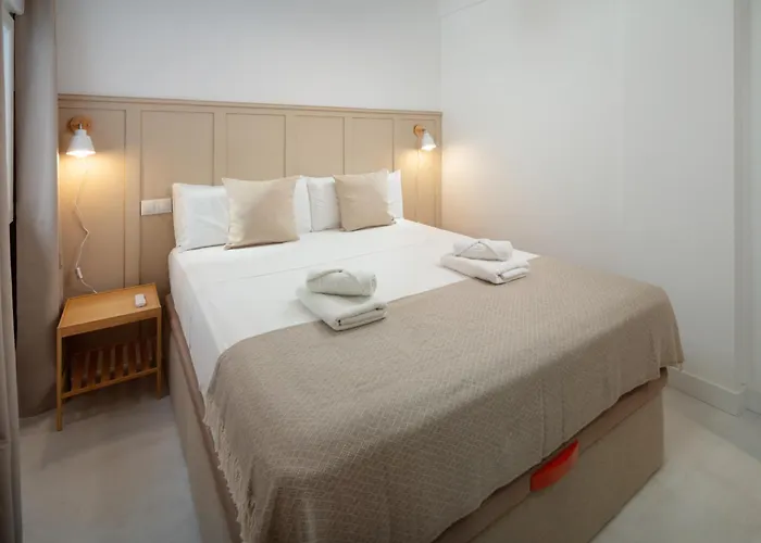 Modern 300m From Apartment *