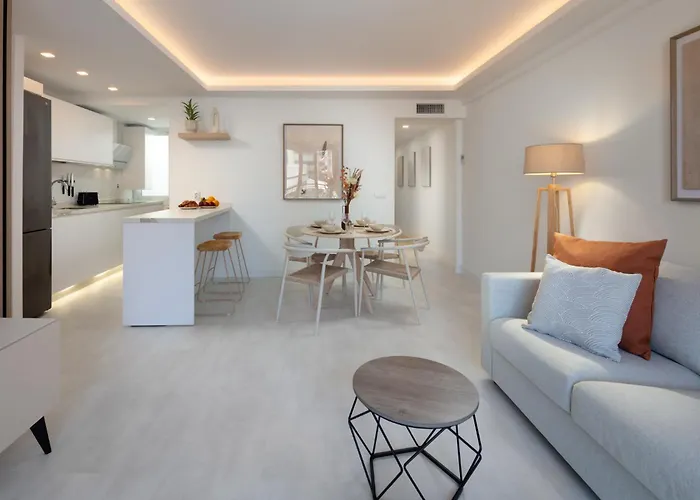 Apartment Modern 300m From