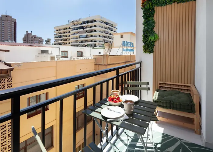 Modern 300m From * Fuengirola